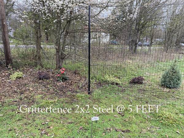 Critterfence Black Steel 2 Inch Square Grid 4 x 100 PALLET OF 12 NEW - 685248513538p